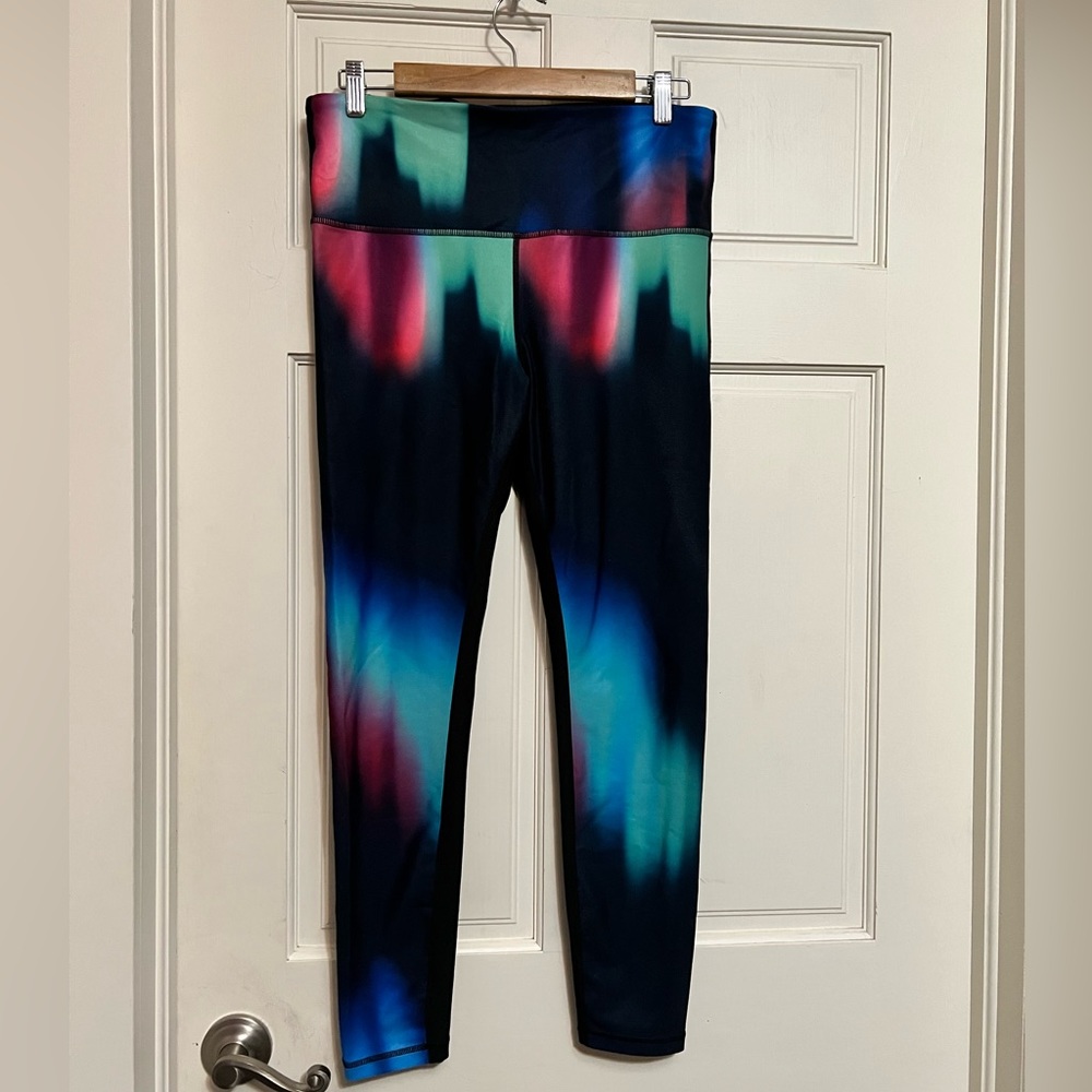 Stylish leggings from Gap Fit